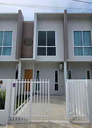 2 beds 2 bathrooms – Townhouse Phuket