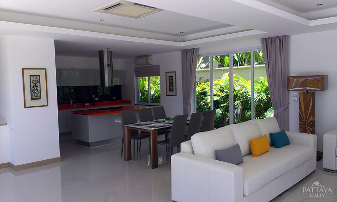 House 5 Bedrooms Pattaya - photo 11