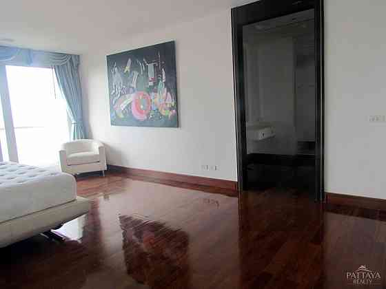 House 5 Bedrooms Pattaya