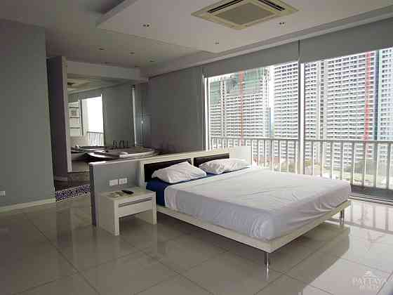 Condo 3 Bedrooms Pattaya