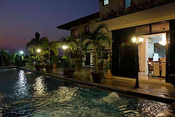 House 4 Bedrooms Pattaya