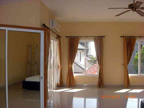 House 5 Bedrooms Pattaya