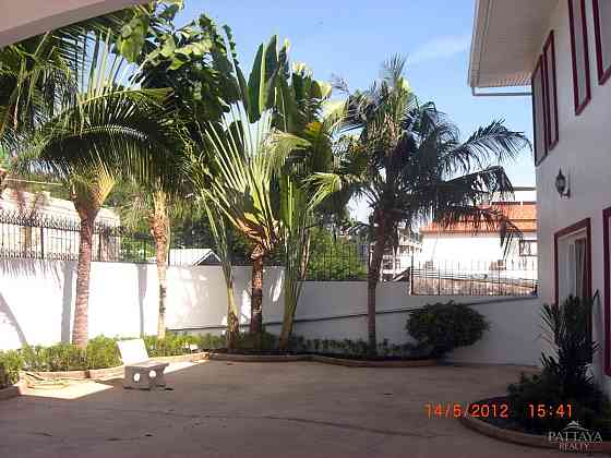 House 5 Bedrooms Pattaya