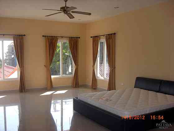 House 5 Bedrooms Pattaya