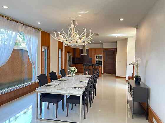 House 5 Bedrooms Pattaya