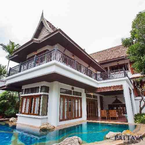 House 4 Bedrooms Pattaya