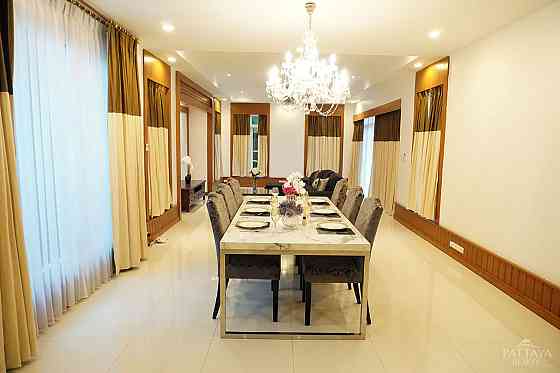 House 5 Bedrooms Pattaya