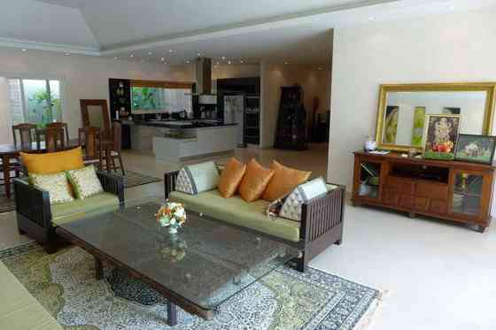 House 4 Bedrooms Pattaya