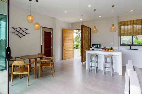 2 Beds 3 Baths House Phangan