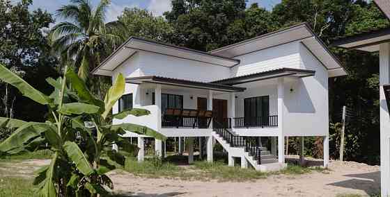 House with Bedrooms: 2 and Bathrooms: 2 Phangan