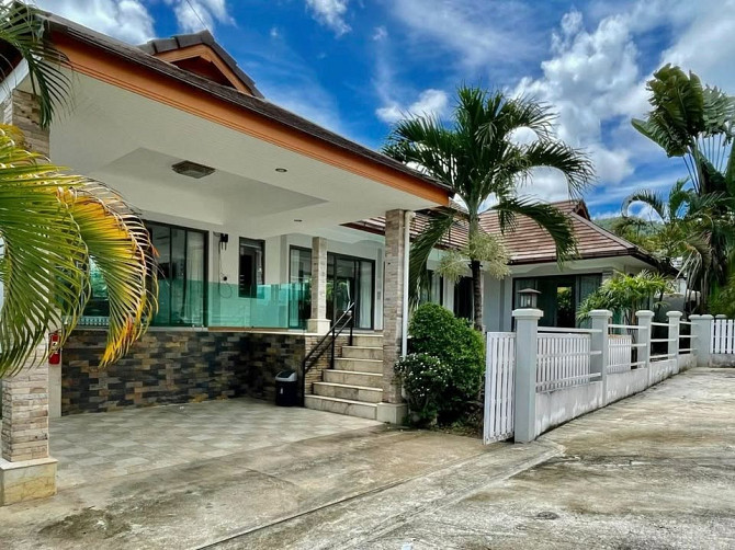 House with Bedrooms: 3 and Bathrooms: 3 Samui - photo 4