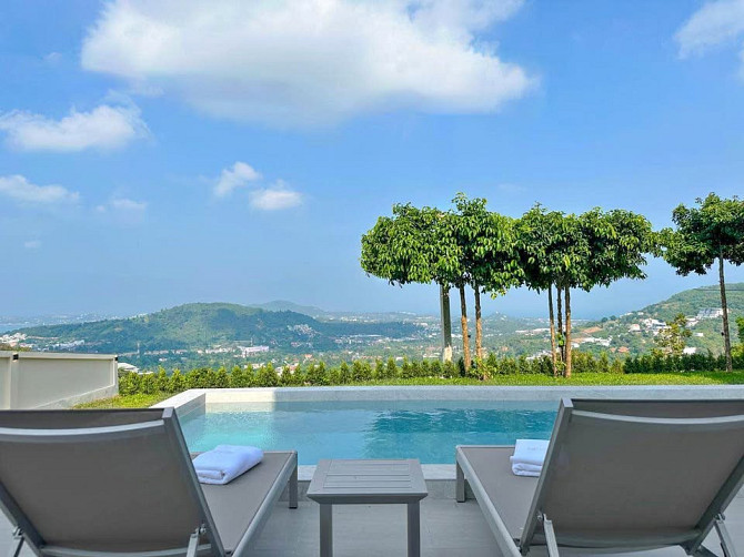 House with Bedrooms: 4 and Bathrooms: 4 Samui - photo 1