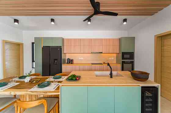 4 beds 4 baths House Samui