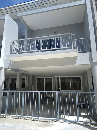 Townhouse with Bedrooms: 3 and Bathrooms: 2 Samui - photo 2