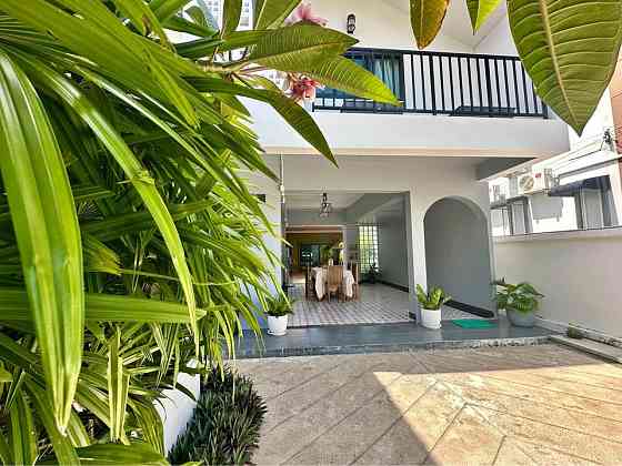 2 Beds 3 Baths - House Samui