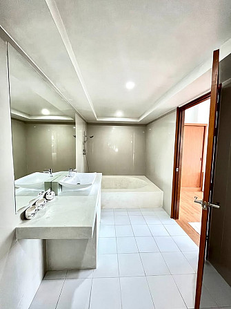 5 Beds 6 Baths House Samui - photo 4