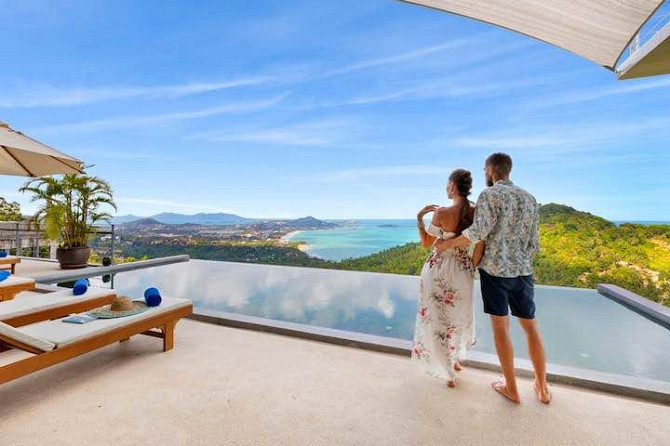 House with Bedrooms: 4 and Bathrooms: 5 Samui - photo 1
