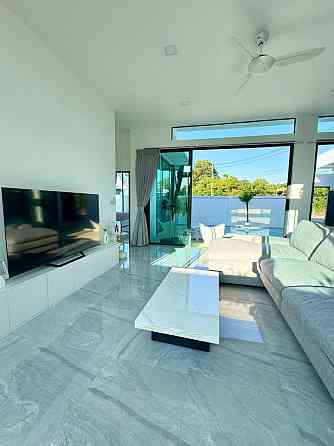 4 Beds 3 Baths House Samui