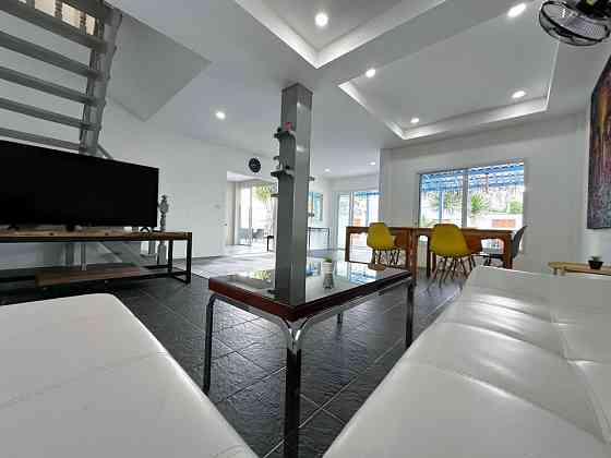 3 Beds 3 Baths House Samui
