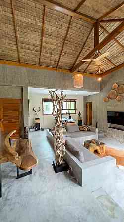 1 bed 2 baths House Phangan