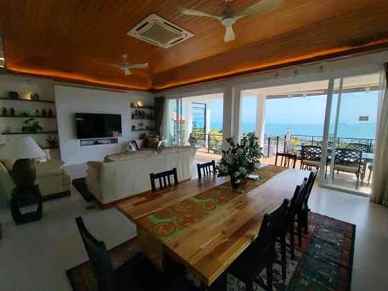 3 Bedroom 4 Bathroom House Samui