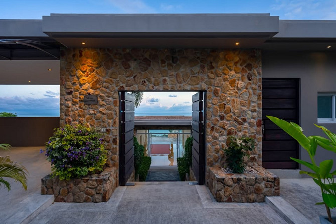 4 bedroom, 5 bathroom house Samui - photo 16