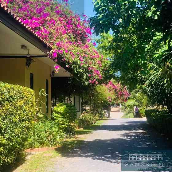 2 Beds 1 Bath House Samui