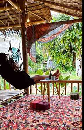 Cozy Bamboo Hut Private bathroom and kitchen Phangan