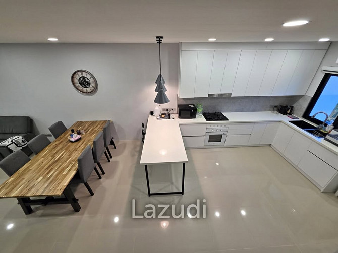 3 Bed Townhouse for Sale in Maenam Samui - photo 1