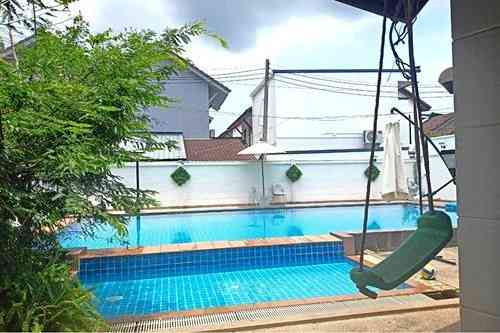 3 Bedroom Townhouse for Sale in Chaweng, Koh Samui Samui