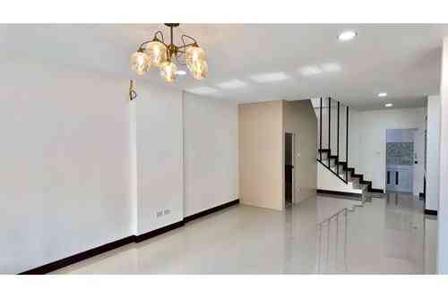 3 Bedroom Townhouse for Sale in Chaweng, Koh Samui Samui