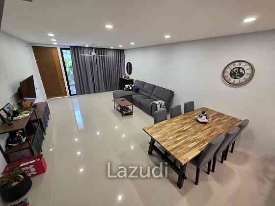 3 Bedroom Townhouse for Sale in Maenam Samui