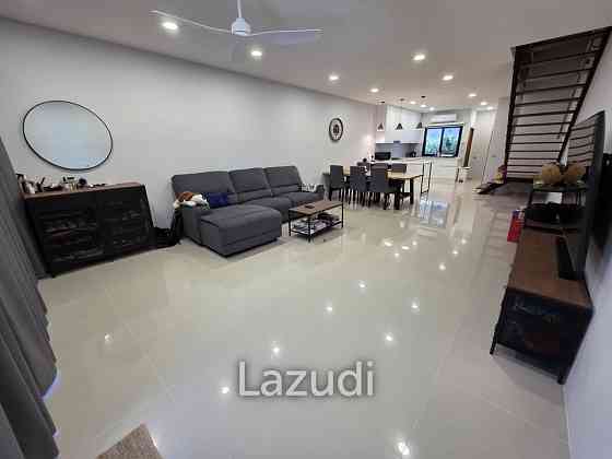 3 Bedroom Townhouse for Sale in Maenam Samui