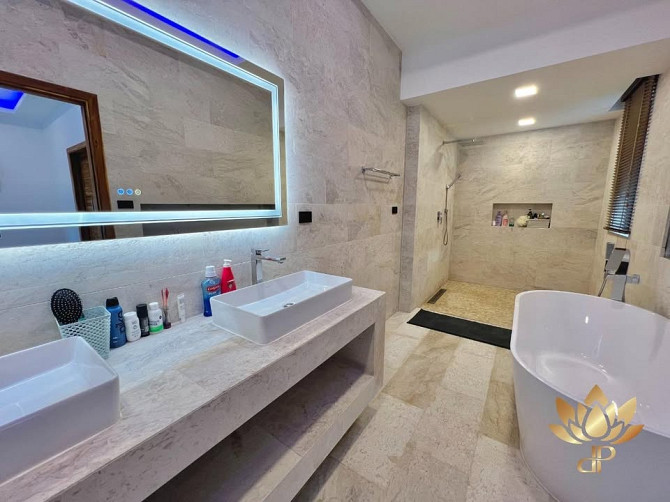5 Bedroom Pool Villa for Sale in Lamai Samui - photo 11