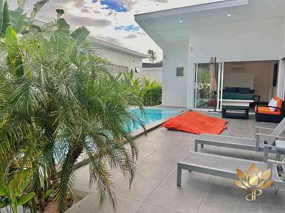 3 Bedroom Pool Villa for Sale in Maenam Samui