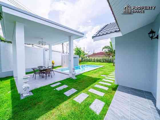 4 Bedroom Pool Villa for Sale in East Pattaya Pattaya