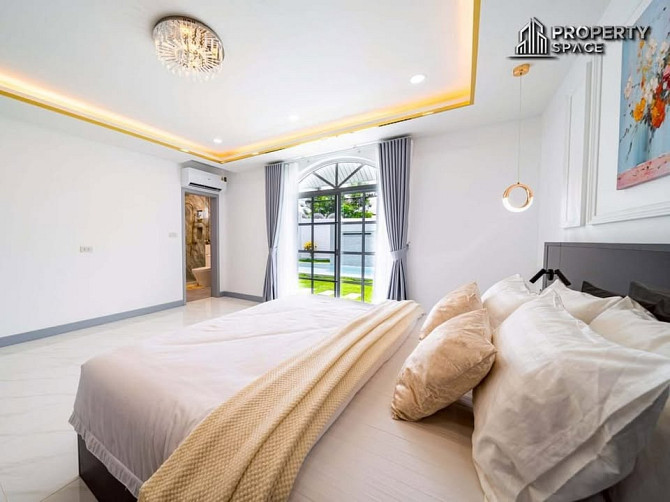 4 Bedroom Pool Villa for Sale in East Pattaya Pattaya - photo 13