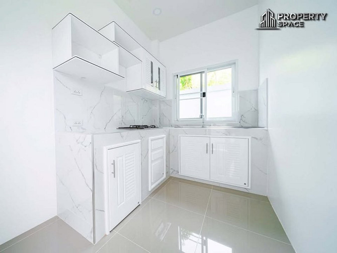 4 Bedroom Pool Villa for Sale in East Pattaya Pattaya - photo 11