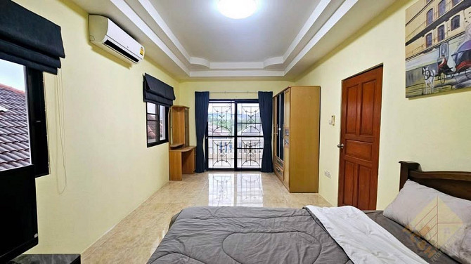 3 Bedroom Pool Villa for Sale in South Pattaya Pattaya - photo 8