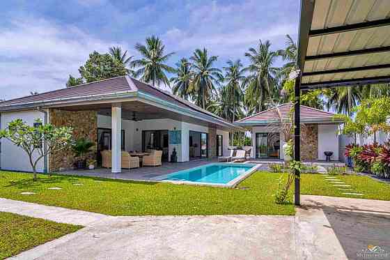 4 Bedroom Pool Villa for Sale in Lamai Samui