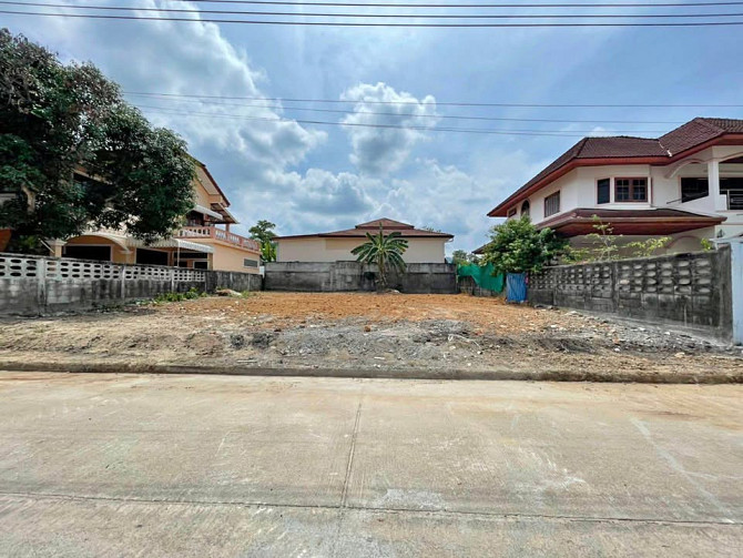 Land for Sale in Maneekram, Ideal for Pool Villa Phuket - photo 1