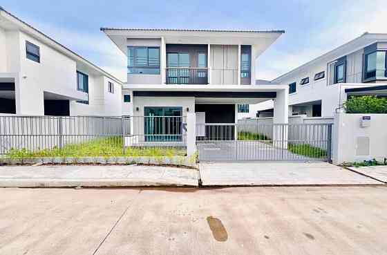 4 Bedroom Single House for Sale in Supalai Lakeville ภูเก็ต