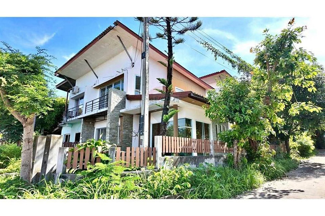4 Bedroom Semi-Detached House for Sale in Bang Rak Samui - photo 1
