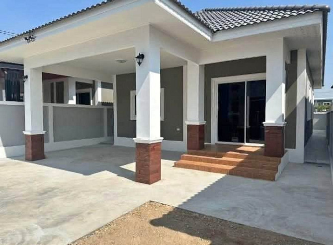 3 Bedroom House for Sale in Pattaya Pattaya - photo 1