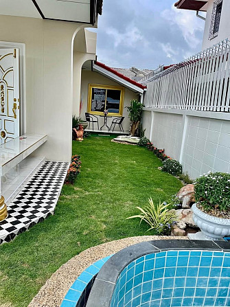 5 Bedroom Renovated House for Sale Pattaya - photo 14