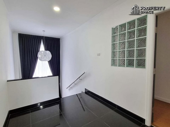 3 Bedroom Family Home for Sale in East Pattaya Pattaya - photo 13
