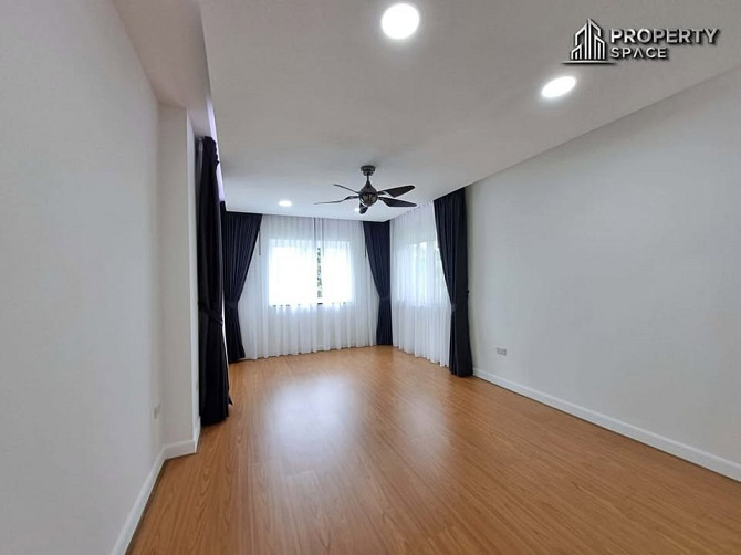 3 Bedroom Family Home for Sale in East Pattaya Pattaya - photo 15