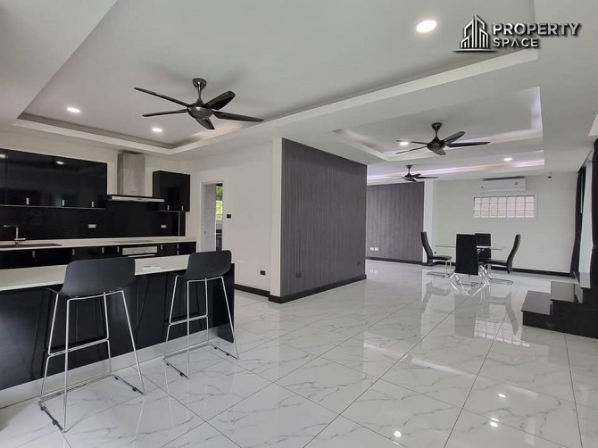 3 Bedroom Family Home for Sale in East Pattaya Pattaya - photo 4