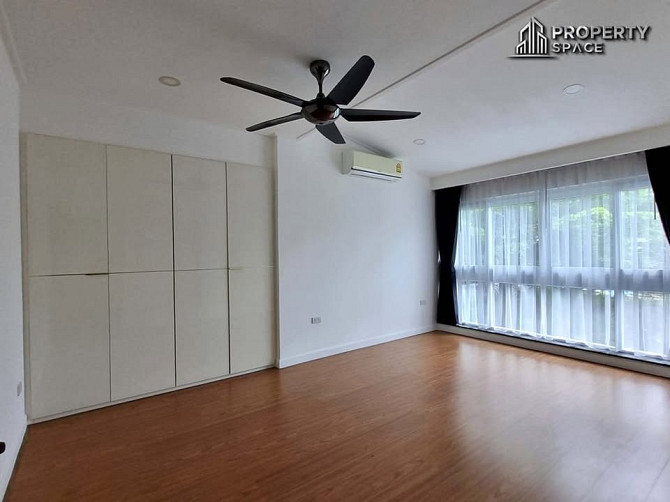 3 Bedroom Family Home for Sale in East Pattaya Pattaya - photo 18
