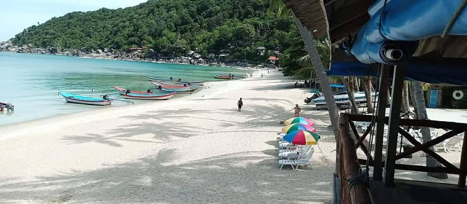 Beachfront Resort for Sale with 33 Bungalows Phangan - photo 4